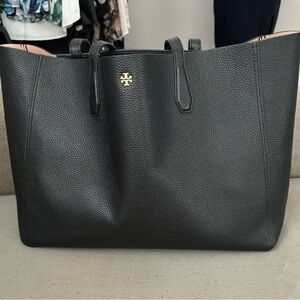 Tory Burch Soft Leather Tote!